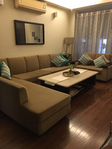 Bedroom in 3 BHK Builder Floor at Vasant Kunj – for Rent