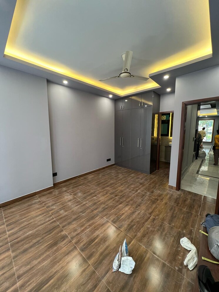 Room, chittaranjan park 3 Bedroom 1500 Sq.Ft. Builder Floor In Chittaranjan Park Delhi 8352559