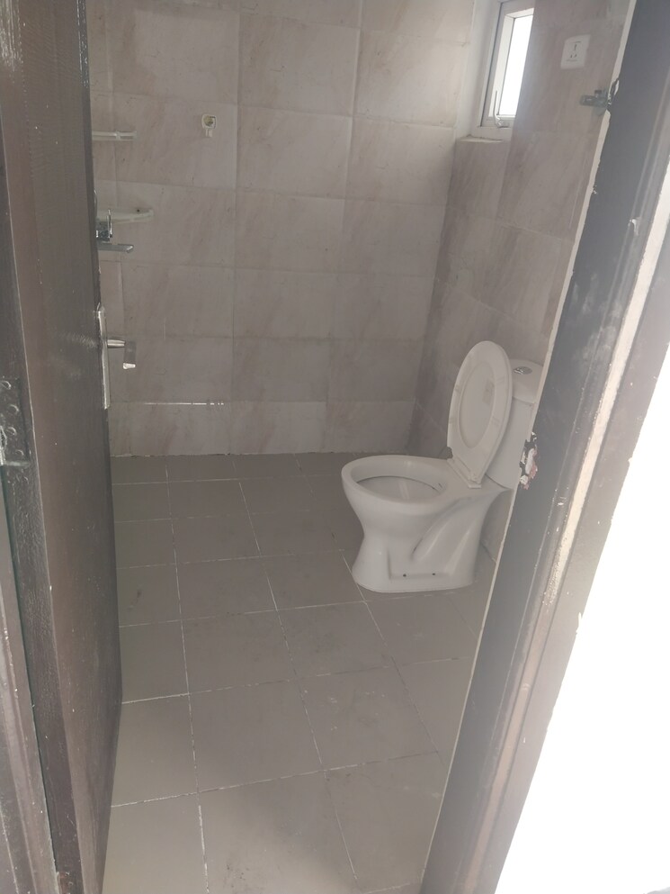 Bathroom, kbnows-apartment 3 Bedroom 1369 Sq.Ft. Apartment In Sector 16 Greater Noida Greater Noida 8352567