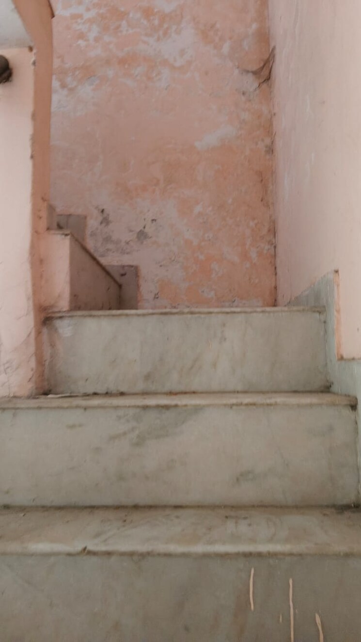 undefined, gomti nagar 5 Bedroom 410 Sq.Ft. Independent House In Gomti Nagar Lucknow 8352574