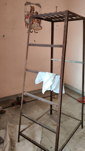 Bathroom in 5 BHK Independent House at Gomti Nagar – for Sale