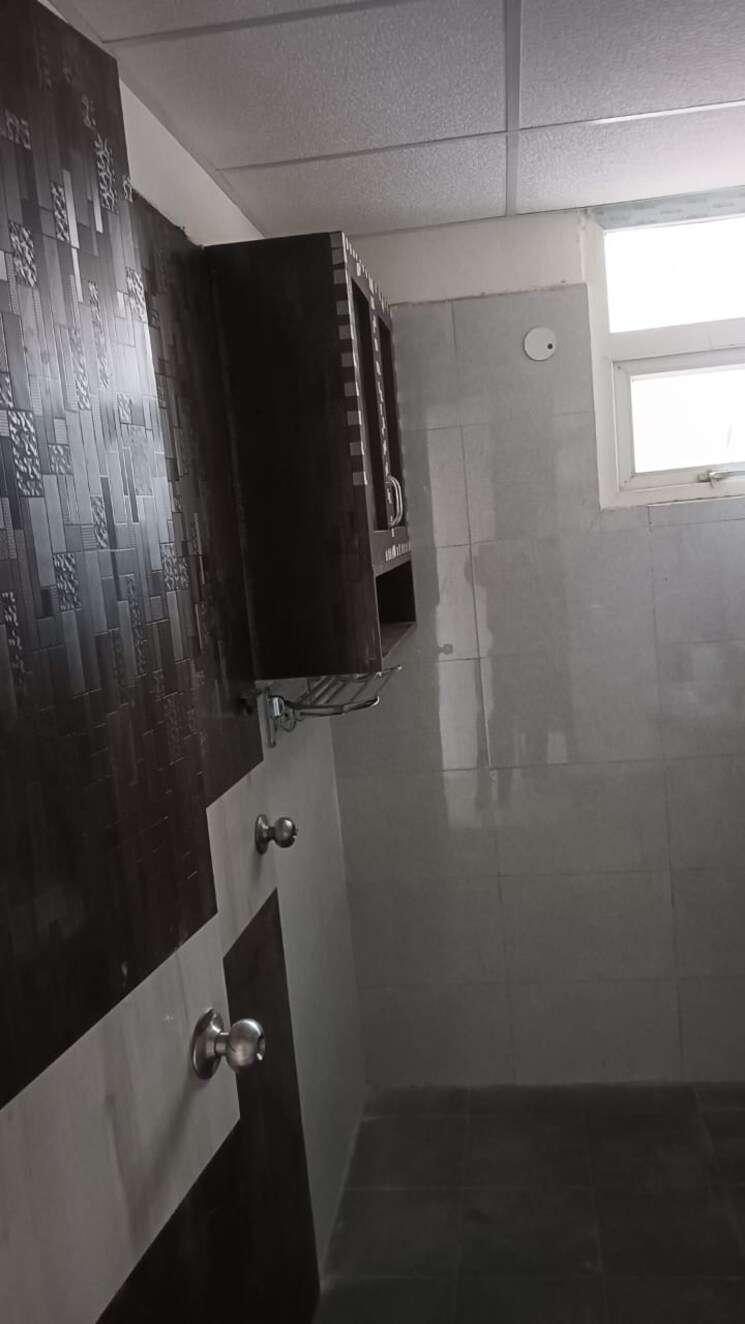 Bathroom, signature-global-the-roselia 2 Bedroom 670 Sq.Ft. Apartment In Sector 95a Gurgaon 8352599