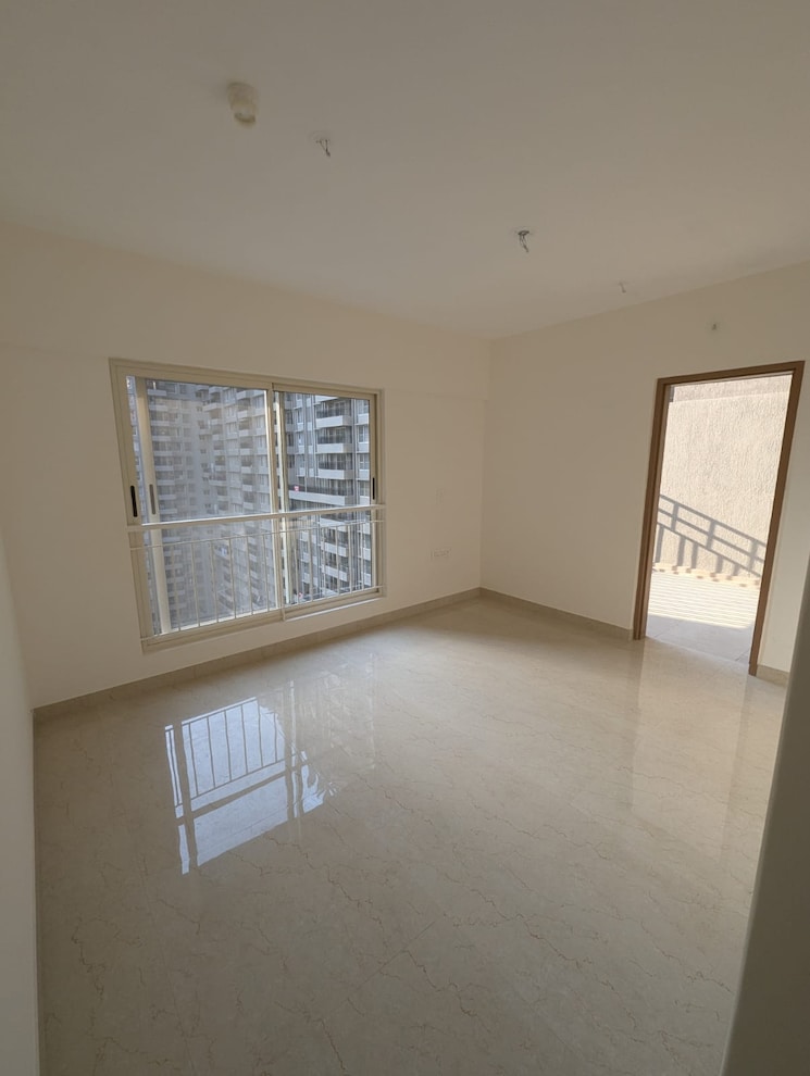 Room, supreme-estia-phase-1 3 Bedroom 1150 Sq.Ft. Apartment In Baner Pune 8352610