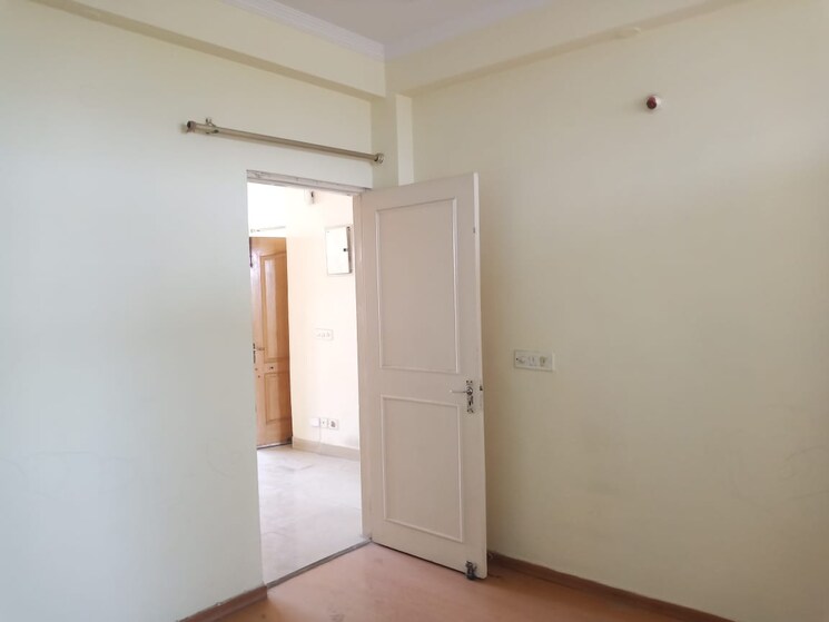 Room, aditya-mega-city 4 Bedroom 2200 Sq.Ft. Apartment In Vaibhav Khand Ghaziabad 8352623