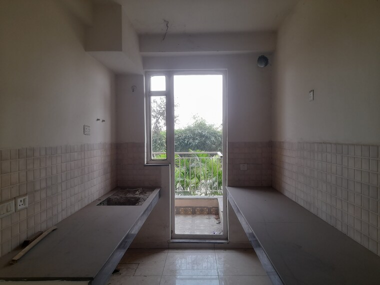 undefined, puri-pratham 3 Bedroom 1400 Sq.Ft. Apartment In Sector 84 Faridabad 8352627