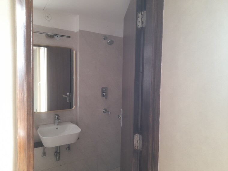 Bathroom, bptp-discovery-park 2 Bedroom 1250 Sq.Ft. Apartment In Sector 80 Faridabad 8352652