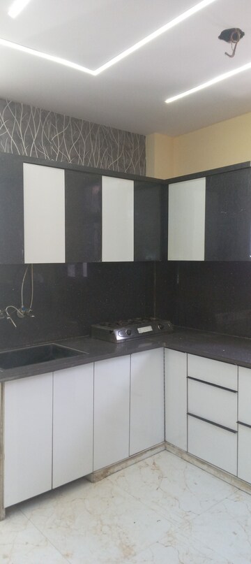 Staircase in 2.5 BHK Builder Floor at Shastri Nagar – for Rent