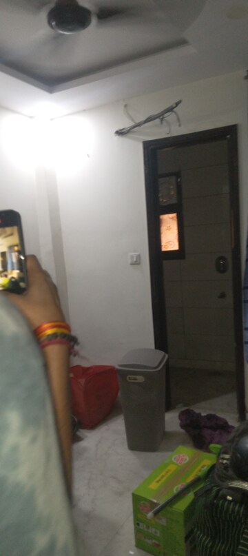 Furnished Amenities in 2 BHK Builder Floor at Shastri Nagar – for Rent