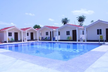 Swimming Pool in  Plot at Yadgarpalle West – for Sale
