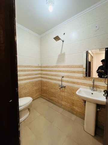 Bathroom in 2 BHK Builder Floor at Saket – for Rent