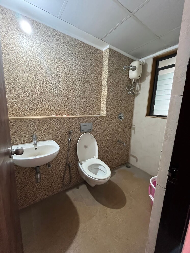 Bathroom, lodha-palava-downtown-dombivli-east 1 Bedroom 507 Sq.Ft. Apartment In Dombivli East Thane 8352832