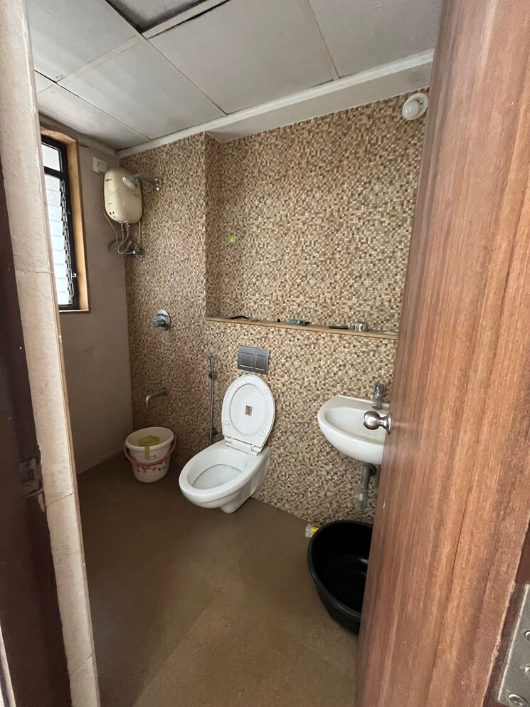 Bathroom, lodha-palava-downtown-dombivli-east 1 Bedroom 507 Sq.Ft. Apartment In Dombivli East Thane 8352832