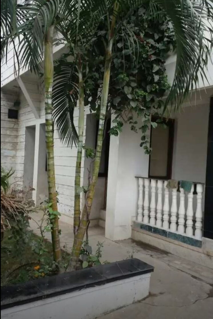 Balcony, mahanagar 5 Bedroom 9550 Sq.Ft. Villa In Mahanagar Lucknow 8352844