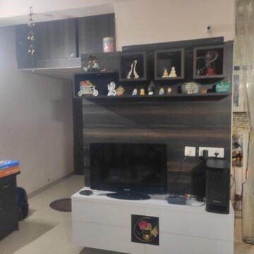Furnished Amenities in 2 BHK Apartment at AWHO 8B, Vrindavan Yojna – for Rent