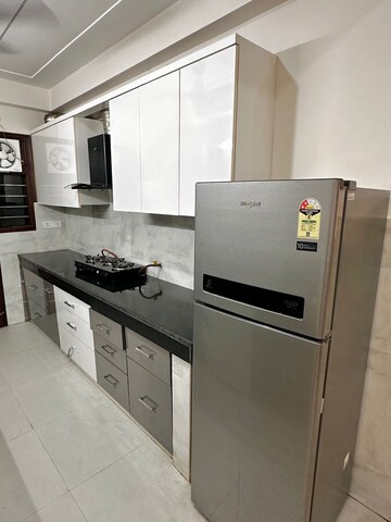 Kitchen in 3 BHK Builder Floor at Sector 43 – for Rent