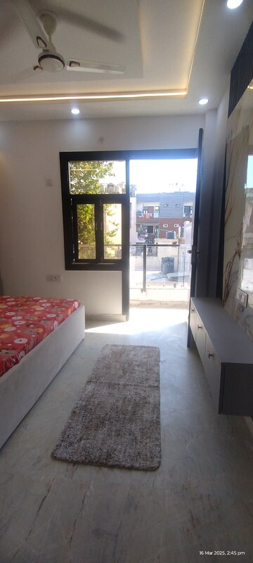 Bedroom in 2 BHK Builder Floor at Uttam Nagar – for Sale