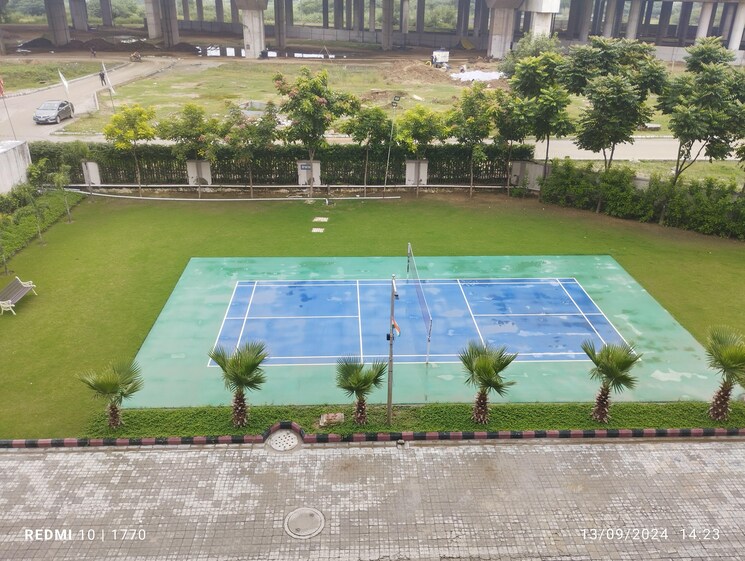 Swimming Pool, pareena-the-elite-residences 3 Bedroom 1865 Sq.Ft. Apartment In Sector 99 Gurgaon 8353132