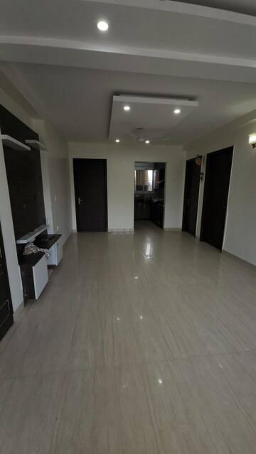 Room in 3 BHK Builder Floor at SS Mayfield Gardens, Sector 51 – for Rent