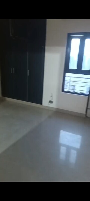 Room in 2 BHK Apartment at Sangwan Heights, Raj Nagar Extension – for Rent