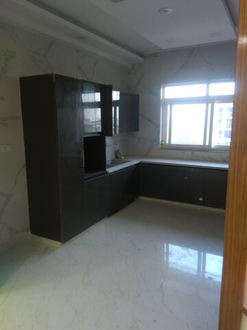 Kitchen in 3 BHK Builder Floor at Sector 43 – for Sale