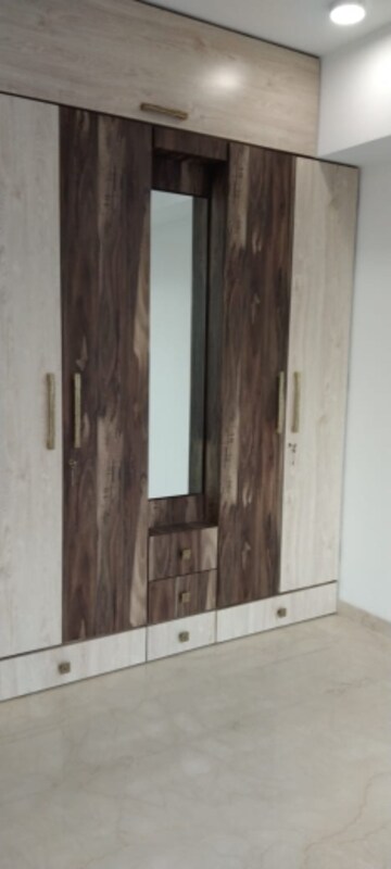 Furnished Amenities in 3 BHK Apartment at Lodha Marquise, Worli – for Rent