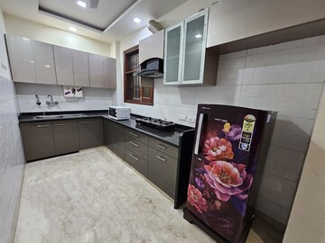 Kitchen in 2 BHK Builder Floor at BPTP Amstoria Country Floor, Sector 102 – for Rent