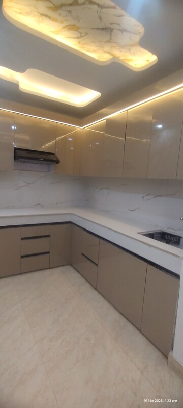 Bathroom in 3 BHK Builder Floor at Uttam Nagar – for Sale