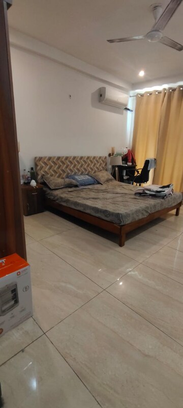 Bedroom in 4 BHK Builder Floor at Uppal Gurgaon 99, Sector 99 – for Rent