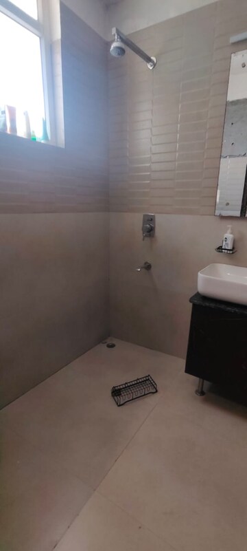 Bathroom in 4 BHK Builder Floor at Uppal Gurgaon 99, Sector 99 – for Rent