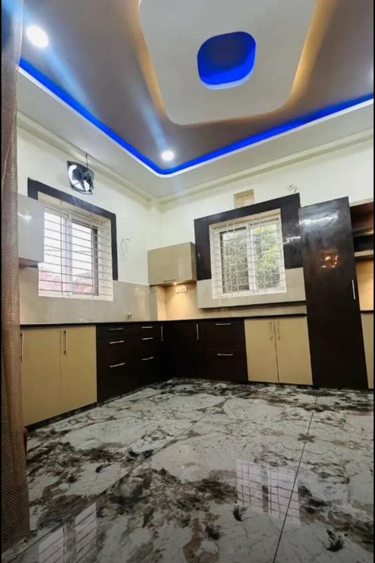 Kitchen, gomti nagar 5 Bedroom 8500 Sq.Ft. Villa In Gomti Nagar Lucknow 8353367