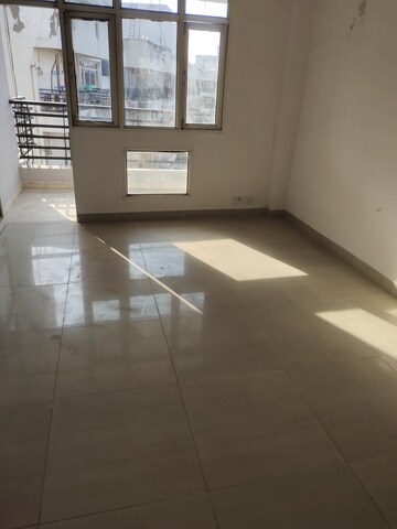 Room in 2 BHK Apartment at GH-7 Crossings Republik, Vijay Nagar – for Sale