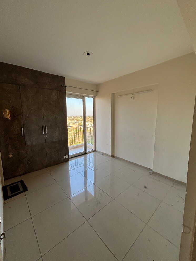 Kitchen, wave-dream-homes 2 Bedroom 808 Sq.Ft. Apartment In Wave City Ghaziabad 8353391