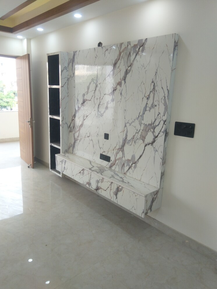 Bedroom, sector 43 3 Bedroom 250 Sq.Yd. Builder Floor In Sector 43 Faridabad 8353390