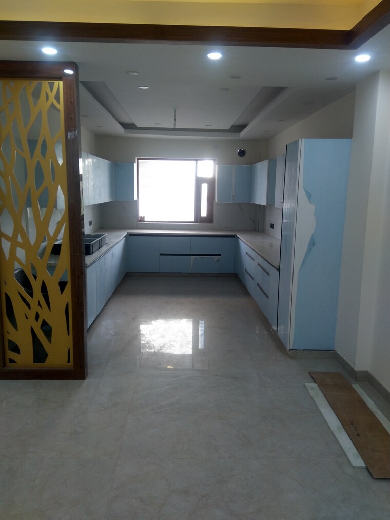 Kitchen, sector 43 3 Bedroom 250 Sq.Yd. Builder Floor In Sector 43 Faridabad 8353390