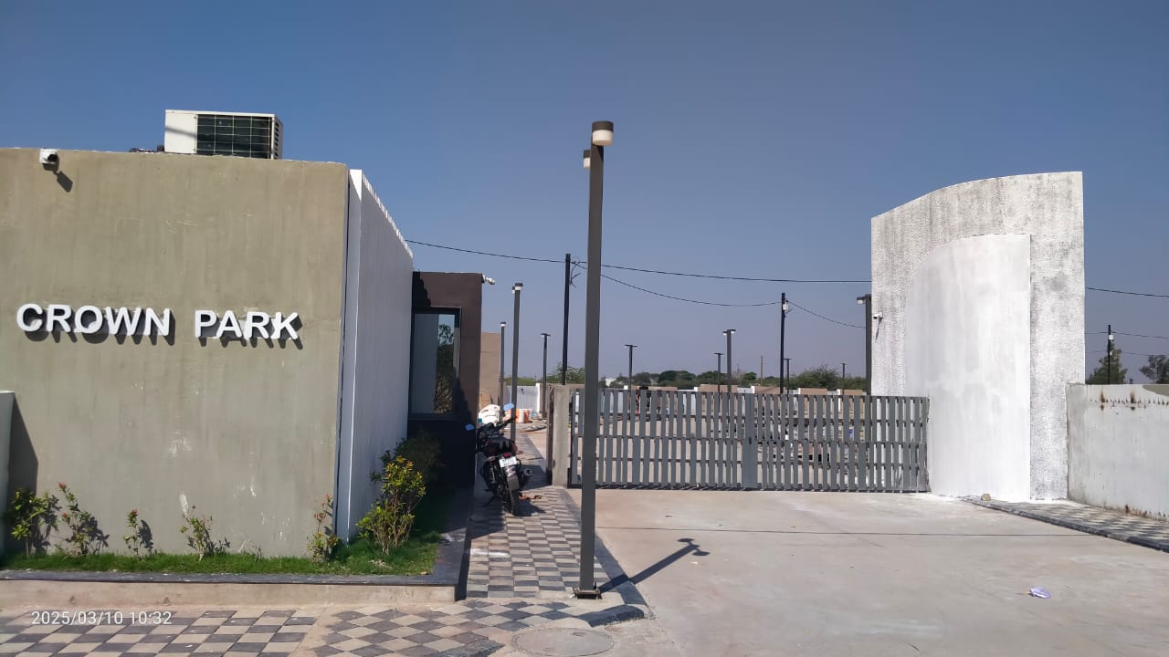 Plot For Sale in Crown Park 