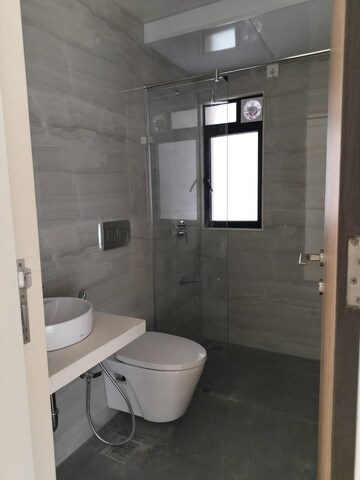 Bathroom in 2.5 BHK Apartment at Marathon Monte South, Byculla West – for Rent