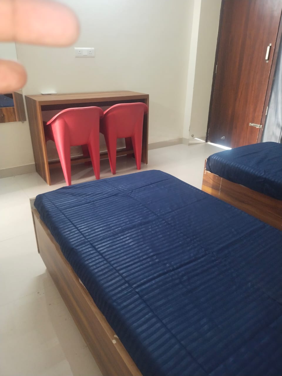 Apna Niwas Pg for Girls, Hostels in Sector 126, Noida - 8353640