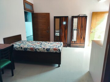 Room in  Pg at Sector 127 – for Rent