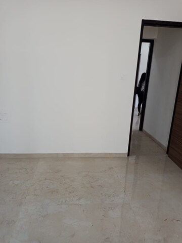 Room in 2 BHK Apartment at Chandak Cornerstone, Worli – for Rent