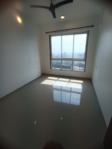 Master Bedroom in 2 BHK Apartment at Shreeji Atlantis, Malad West – for Rent