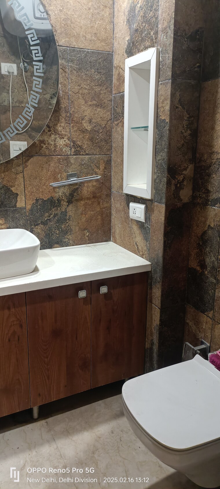 Bathroom, janakpuri 3 Bedroom 1350 Sq.Ft. Builder Floor In Janakpuri Delhi 8353847