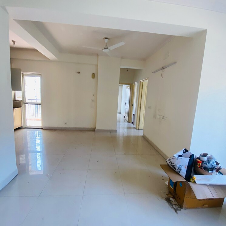 Living Room, maxblis-white-house 3 Bedroom 1390 Sq.Ft. Apartment In Sector 75 Noida 8353840