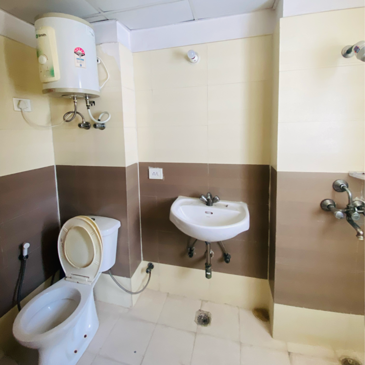 Bathroom, maxblis-white-house 3 Bedroom 1390 Sq.Ft. Apartment In Sector 75 Noida 8353840