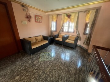 Living Room in 3 BHK Independent House at Thanisandra Main Road – for Rent