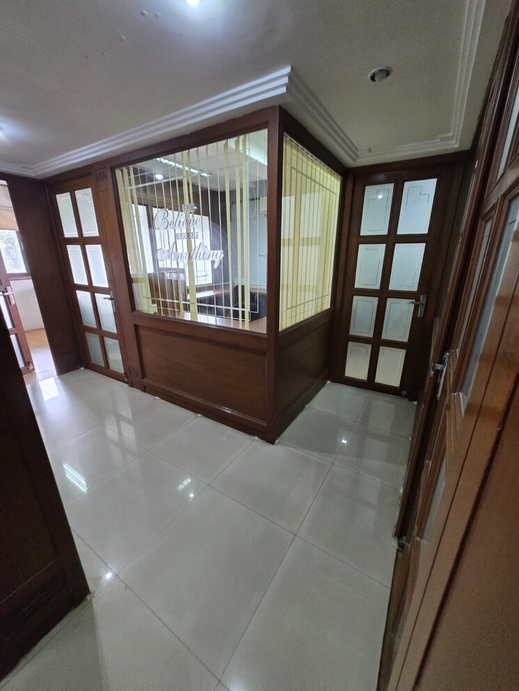 Floor Plan, race course Commercial Office Space 2200 Sq.Ft. In Race Course Vadodara 8353876