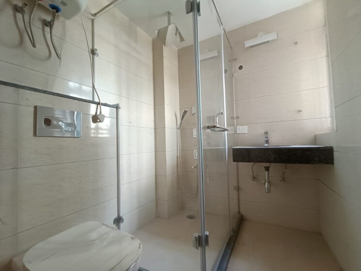 Bathroom, dwarka 4 Bedroom 1850 Sq.Ft. Apartment In Dwarka Delhi 8353957