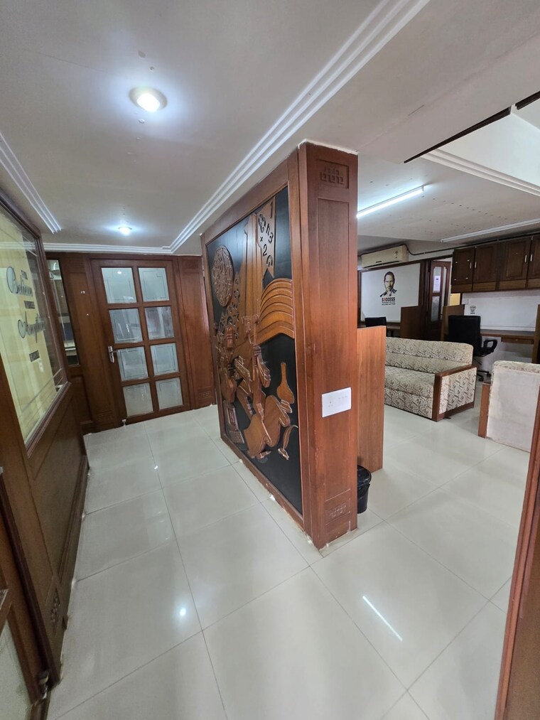 Floor Plan, race course circle Commercial Office Space 2200 Sq.Ft. In Race Course Circle Vadodara 8353962