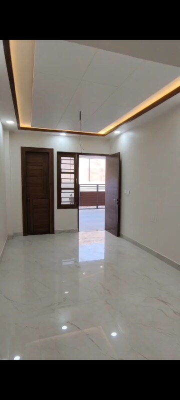 Room in 4 BHK Independent House at Indira Nagar – for Sale