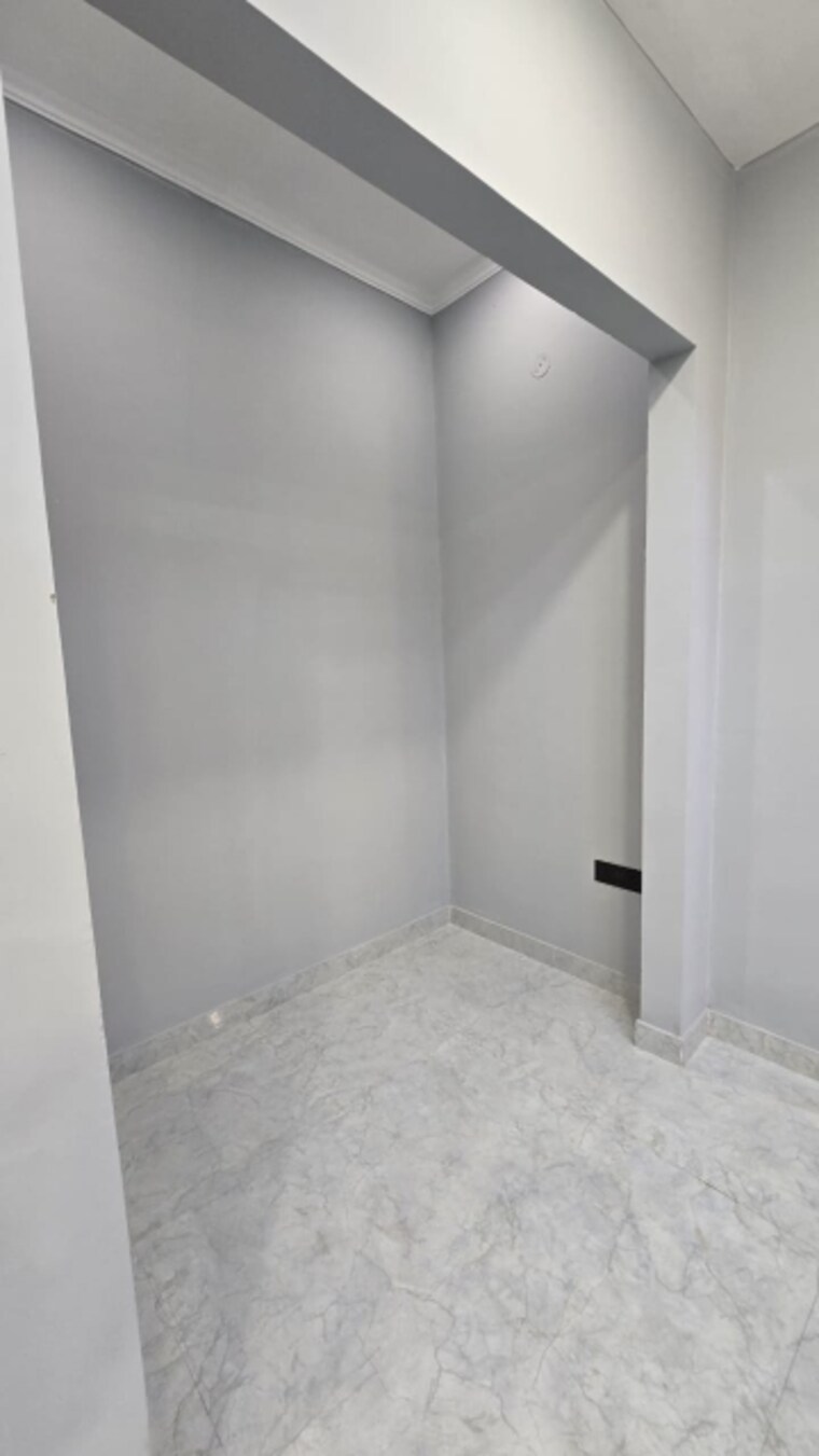 Room, dwarka 3 Bedroom 1950 Sq.Ft. Apartment In Dwarka Delhi 8353982