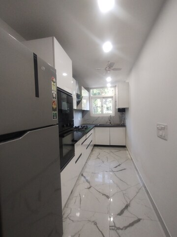 Master Bedroom in 3 BHK Builder Floor at Ansal Sushant Lok I, Sector 43 – for Rent